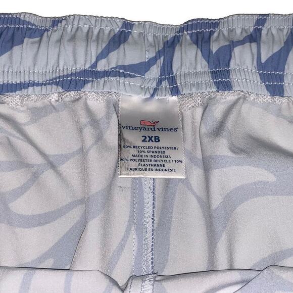 Vineyard Vines 7" Printed Chappy‎ Swim Trunks SZ 2XB Shorts - Picture 3 of 12